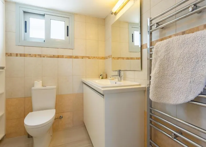 Stone House Neo Chorio