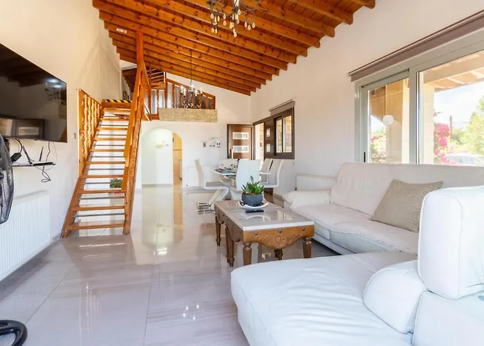 Stone House * Neo Chorio